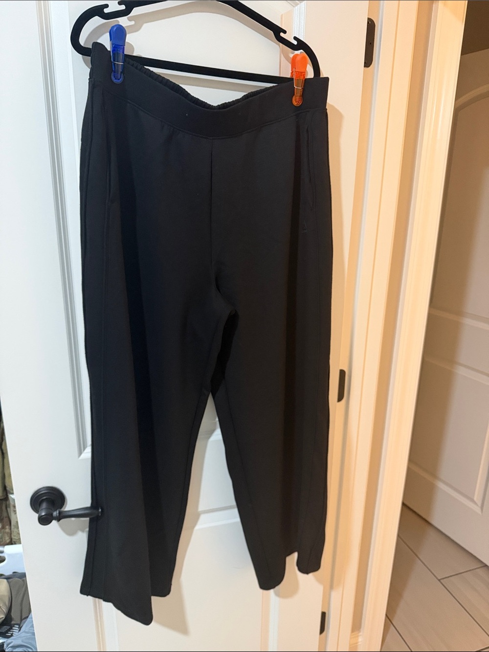 Reebok Black Wide-Leg Pull-On Knit Pants